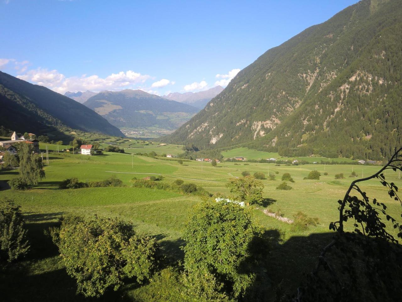 Chavalatsch Hotel *