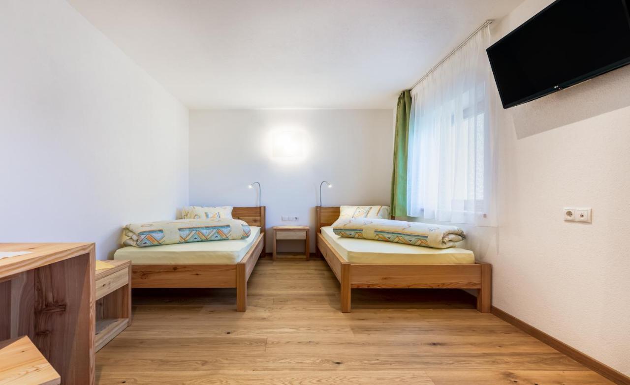 Chavalatsch Hotel